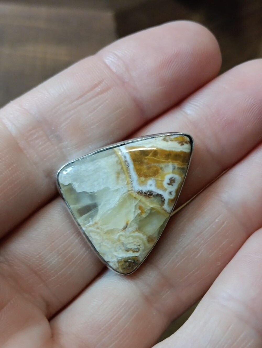 Natural Agate Triangle Statement Ring in Cream and Brown - Picture 5 of 5